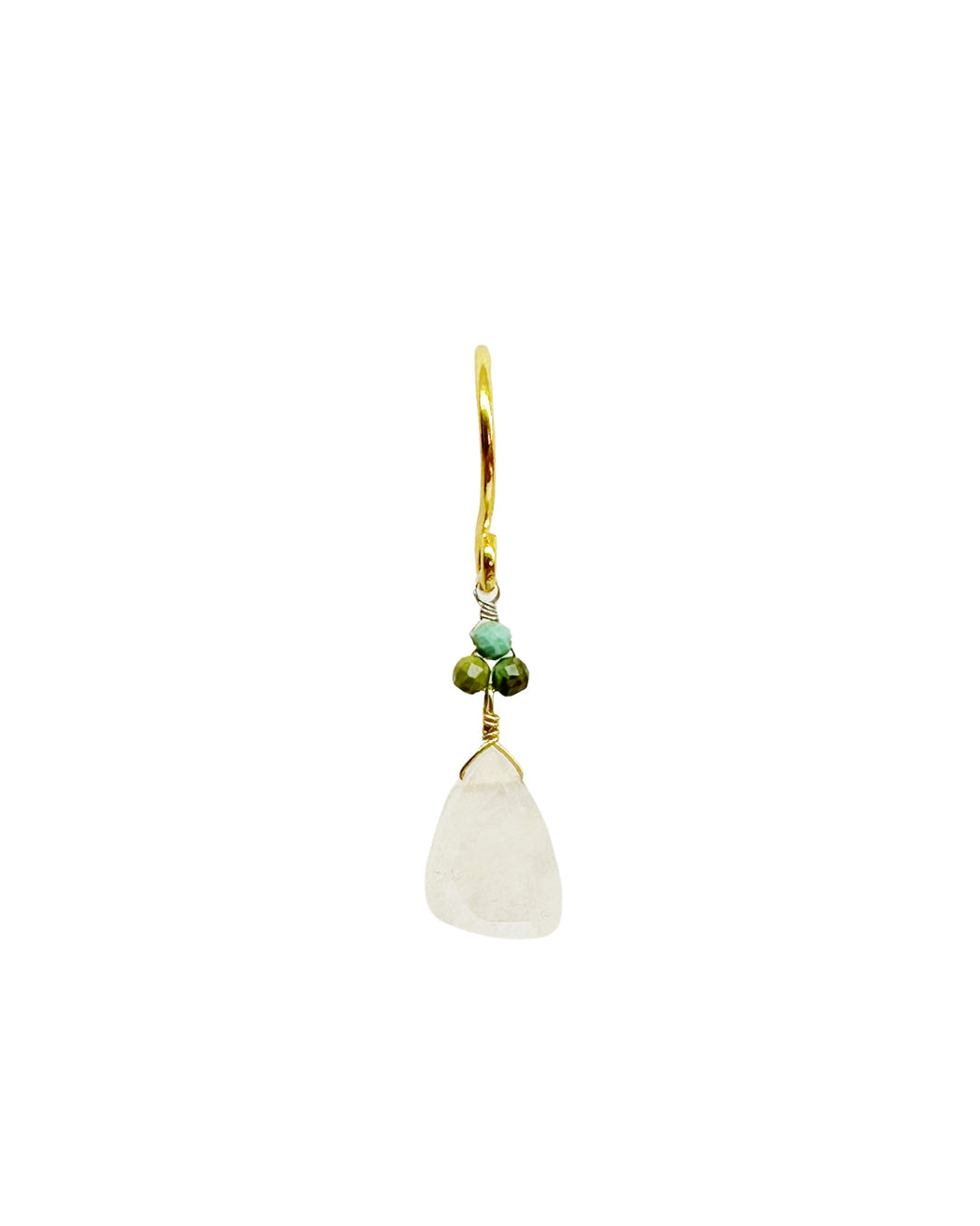 Boucles d’oreille asymétriques en laiton doré et Pierre Semi-Précieuse D16