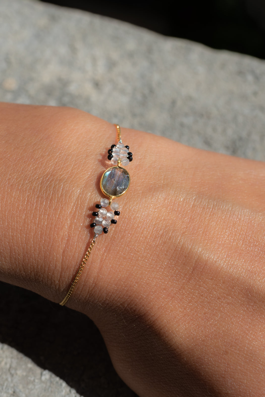 Bracelet en Laiton Doré et Pierre Semi-Précieuse P11
