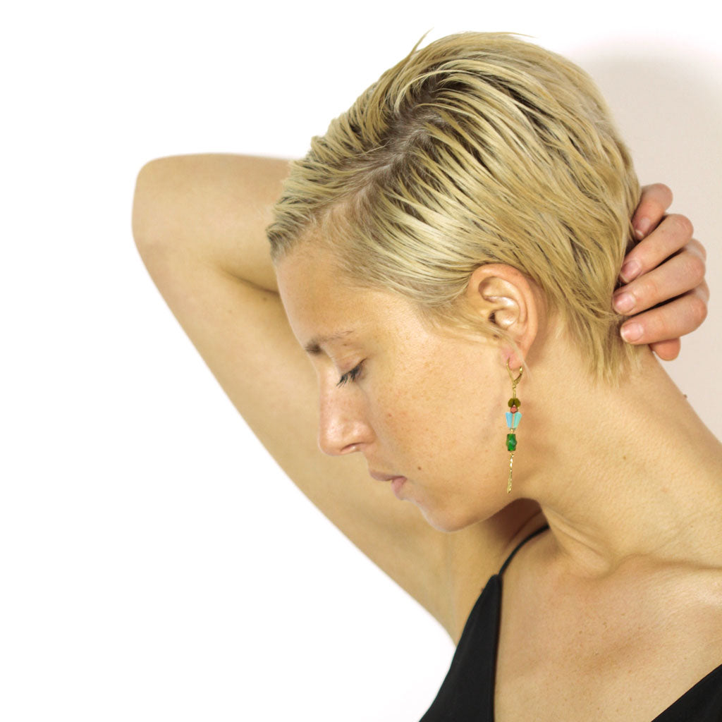 le fourbi de capucine boucles d'oreille laiton perles de verre BI 29 C le FDC